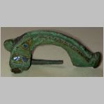 brooch1